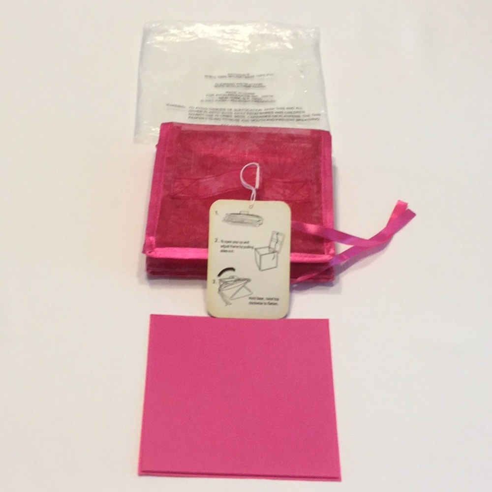AVON Mesh/Satin Foldable Box Hot Pink